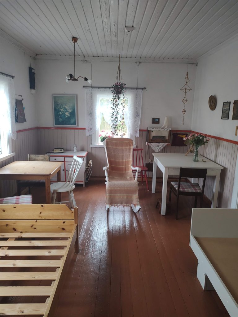 Rautjärvi vihreä rakennuksen olohuone