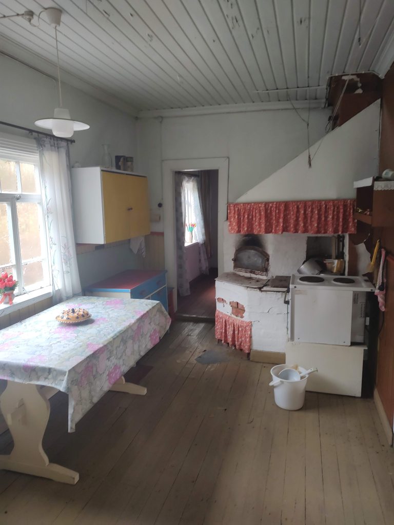 Rautjärvi vihreän rakennuksen keittiö